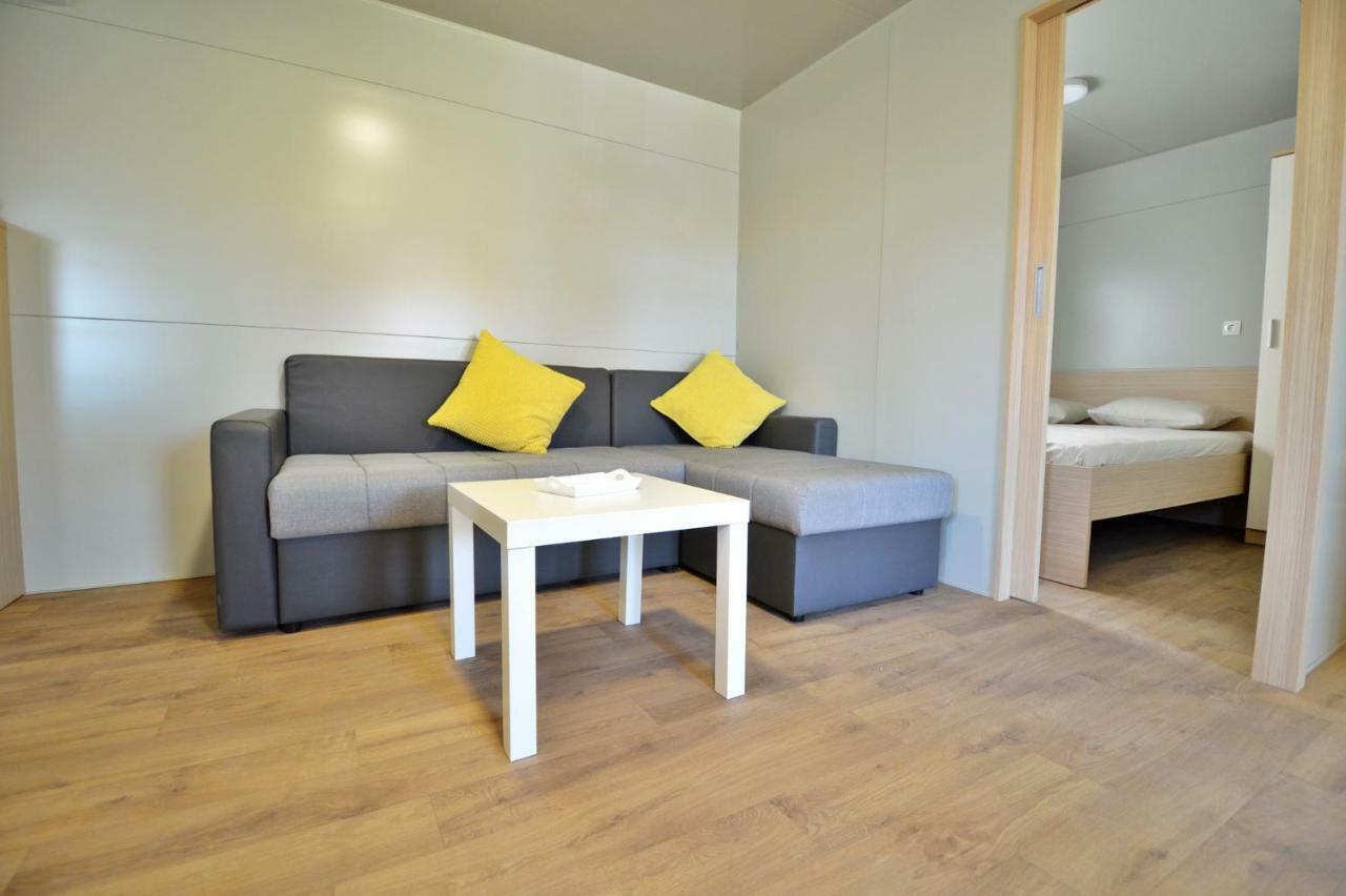 Mobile Home Cvita เบทินา ภายนอก รูปภาพ